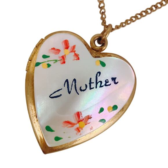Vintage Mother of Pearl Heart Photo Locket Necklace 50s Hand Painted Mom Gift - Picture 4 of 16